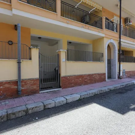 Apartment Seaside With Balcony