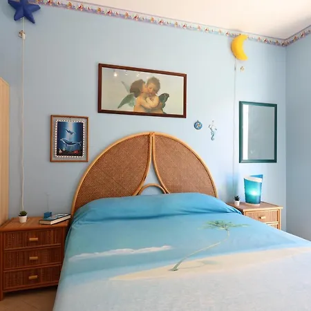 Apartment Seaside With Balcony Letojanni